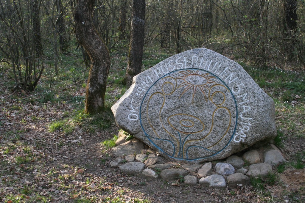 Dette billede har en tom ALT-egenskab (billedbeskrivelse). Filnavnet er Russerstenen-2010-1024x683.jpg